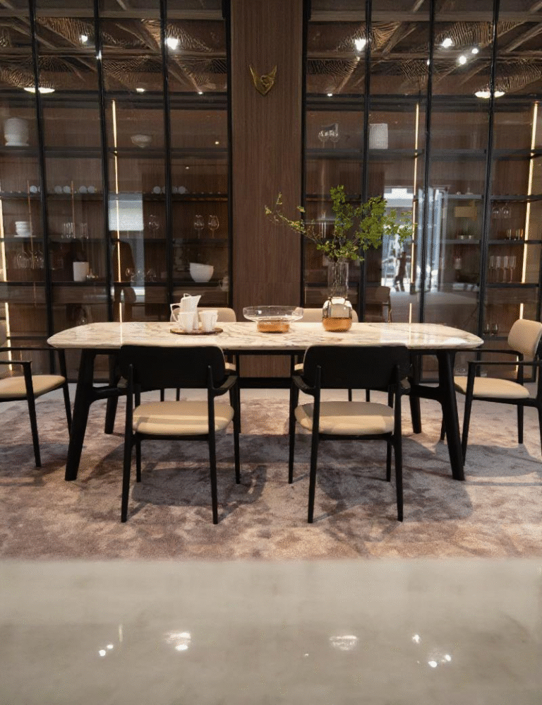 freepik__expand__82339